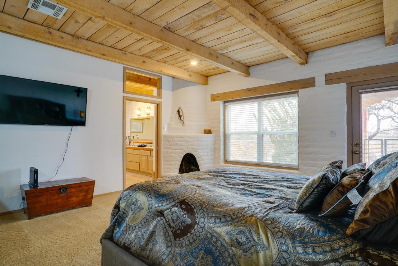 Las Cruces Home La Casa Blanca With Courtyard Buitenkant foto
